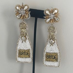 BRIDE TO BE EARRINGS
